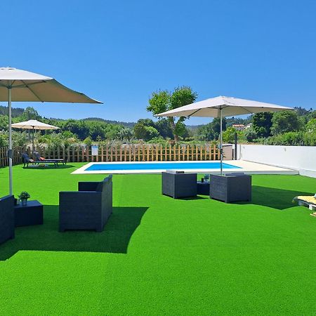 לאוסה Aroucehostel מראה חיצוני תמונה