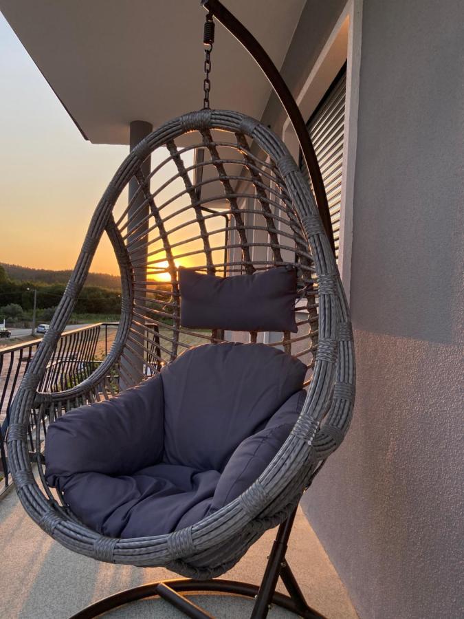 לאוסה Aroucehostel מראה חיצוני תמונה