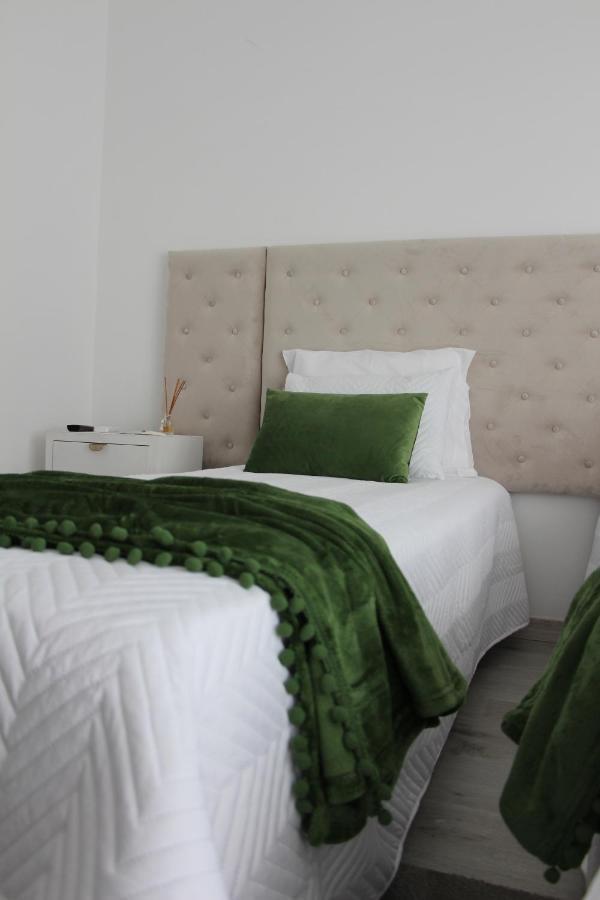 לאוסה Aroucehostel מראה חיצוני תמונה