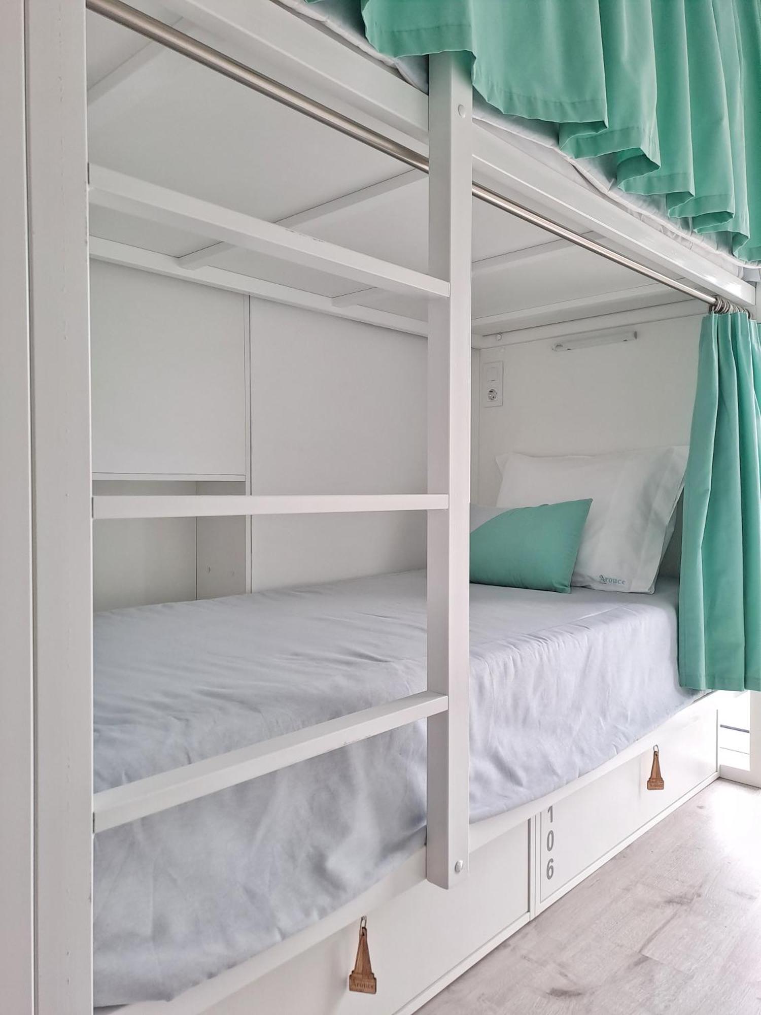 לאוסה Aroucehostel מראה חיצוני תמונה