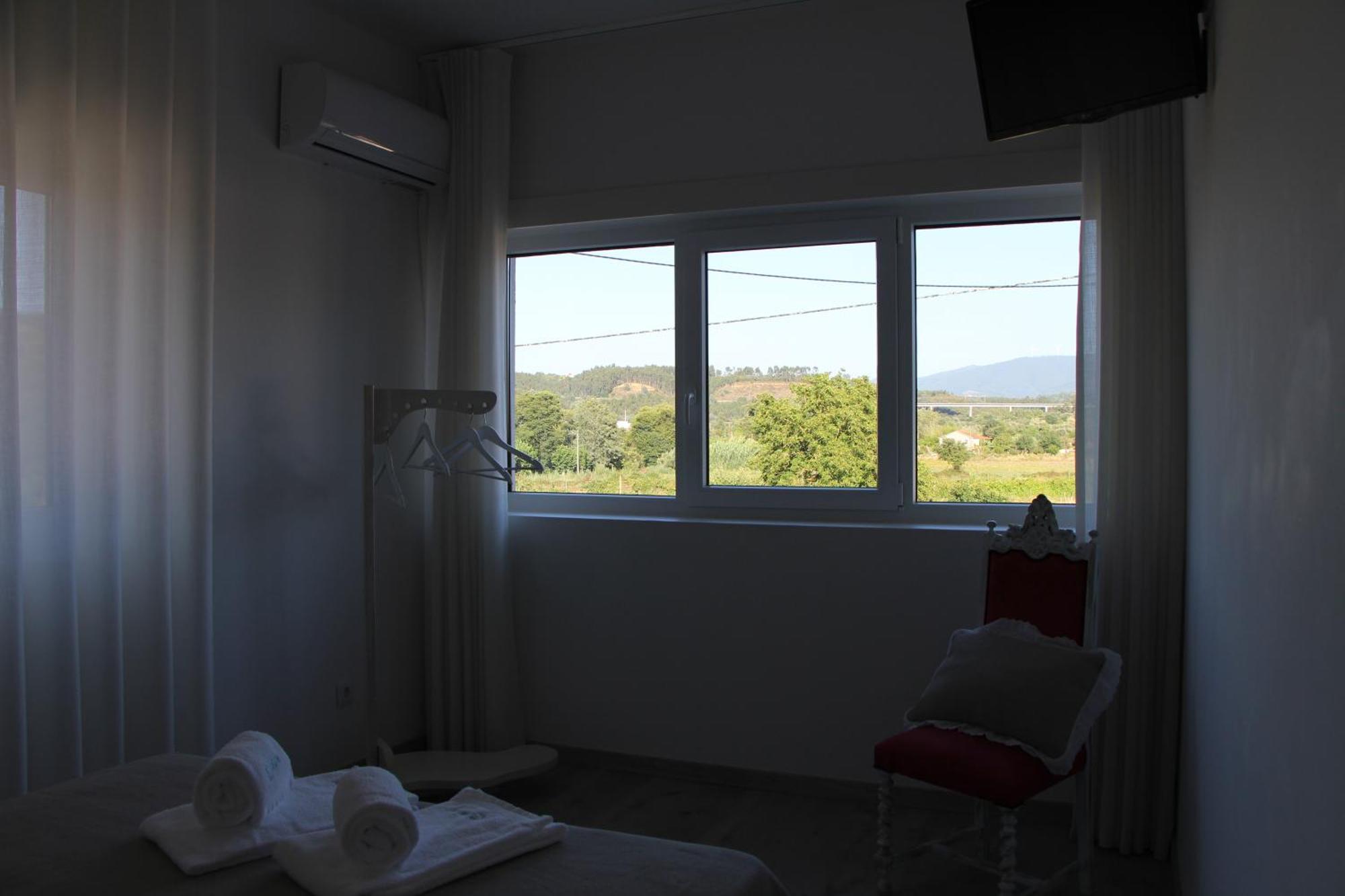 לאוסה Aroucehostel מראה חיצוני תמונה