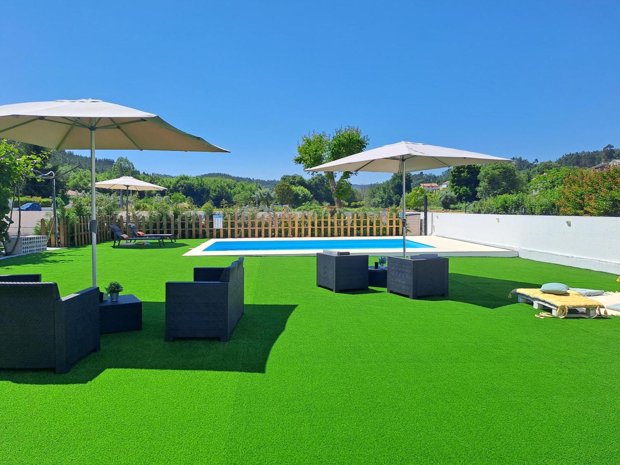 לאוסה Aroucehostel מראה חיצוני תמונה